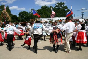 Czech folk dances during the Harvest Festival in Bannister.